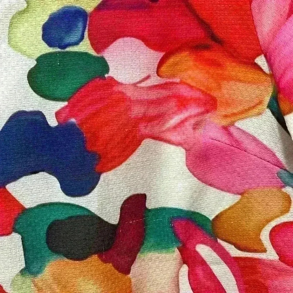 SHEIN watercolor cropped zig zag bottom short blouse top shirt size Medium - Picture 2 of 10